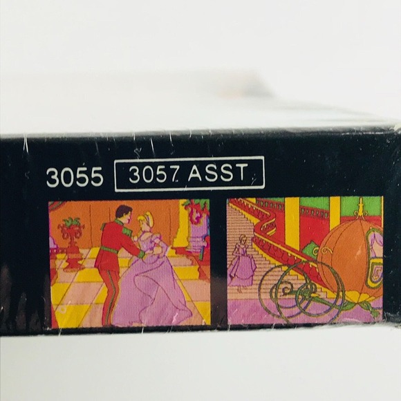 Vtg Cinderella Paint By‎ Number Kit Disney Studio Classics Hasbro 2 Pictures NOS - Picture 2 of 6